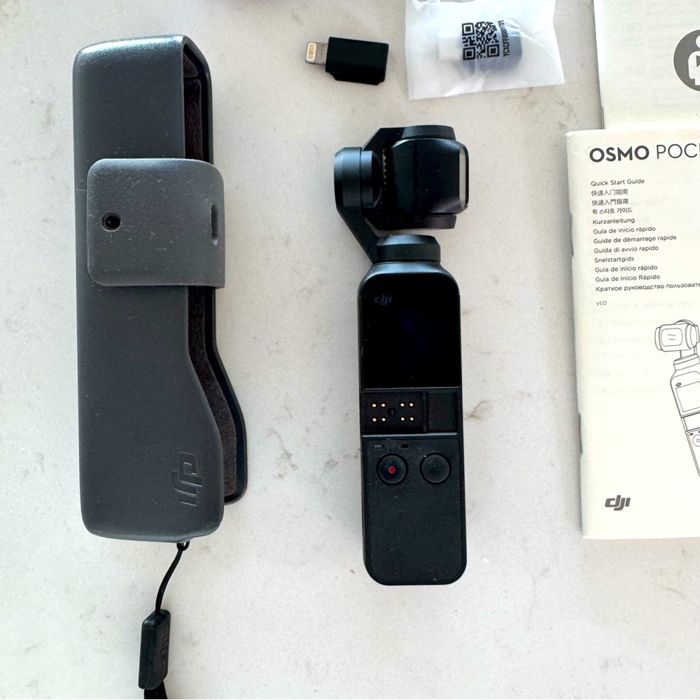 OSMO DJI Pocket 4K 3-Axis Gimbal Stabilizing Video action Camera